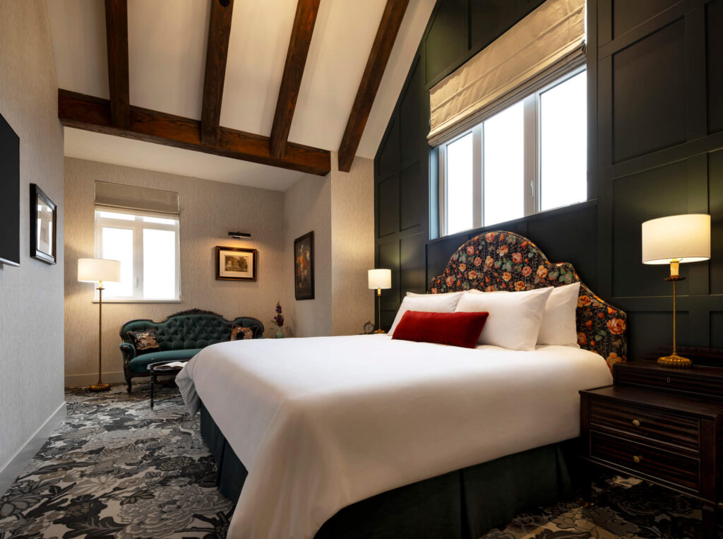 Hampshire Room