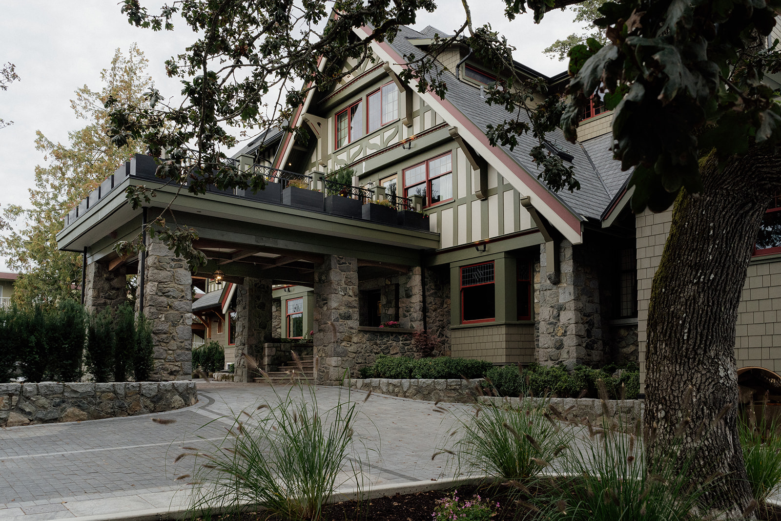 Rosemead House | Vancouver Island Hotel